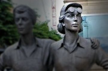 Women of Steel (right-hand head)
